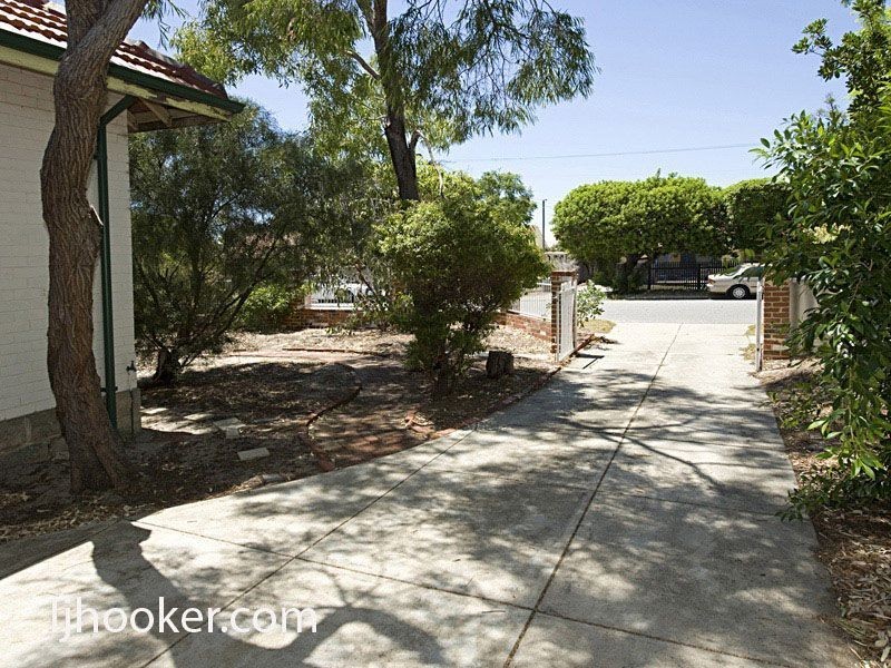 31 Palmerston Street, St James WA 6102