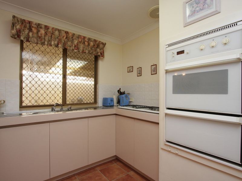 1/11-13 Alday Street, St James WA 6102