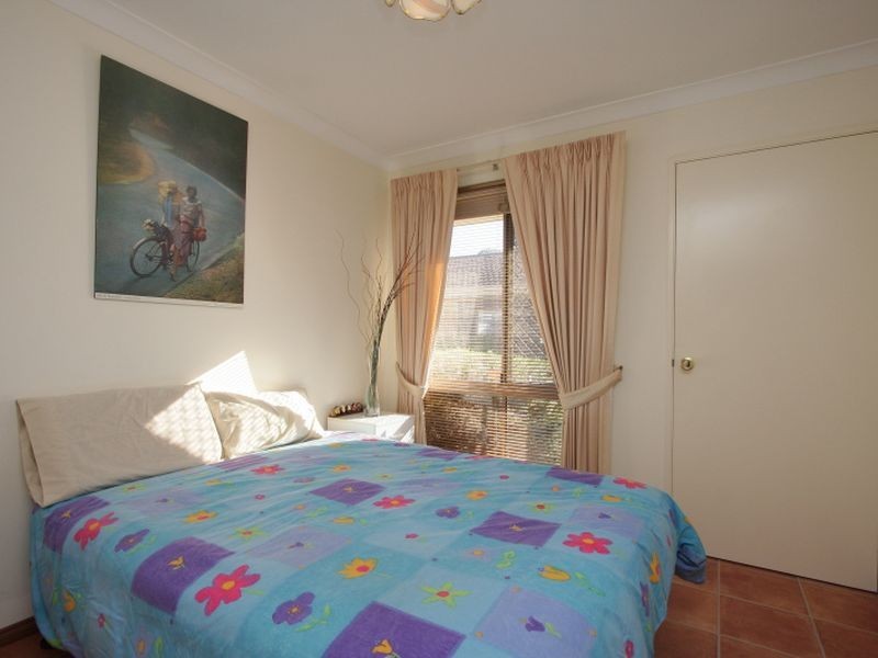 1/11-13 Alday Street, St James WA 6102