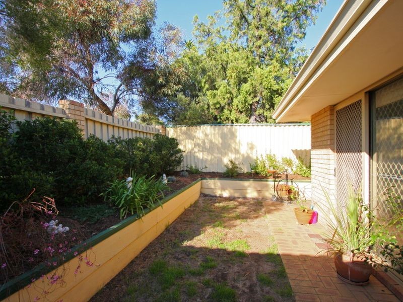 1/11-13 Alday Street, St James WA 6102