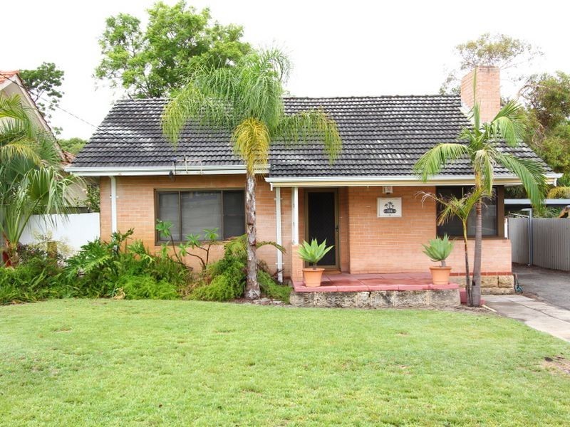 124 Jarrah Road, St James WA 6102
