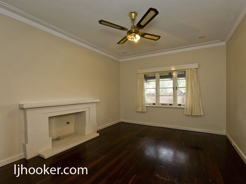 423 Berwick Street, St James WA 6102