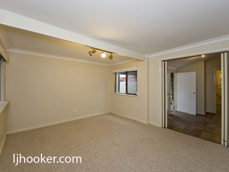 423 Berwick Street, St James WA 6102