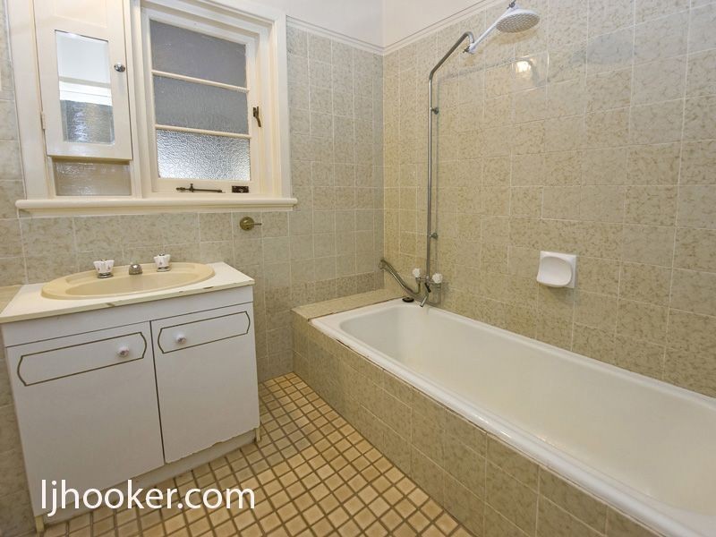 423 Berwick Street, St James WA 6102