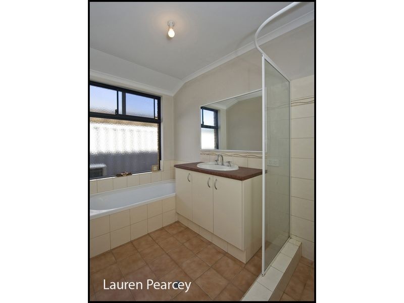 126c Roberts Road, Rivervale WA 6103