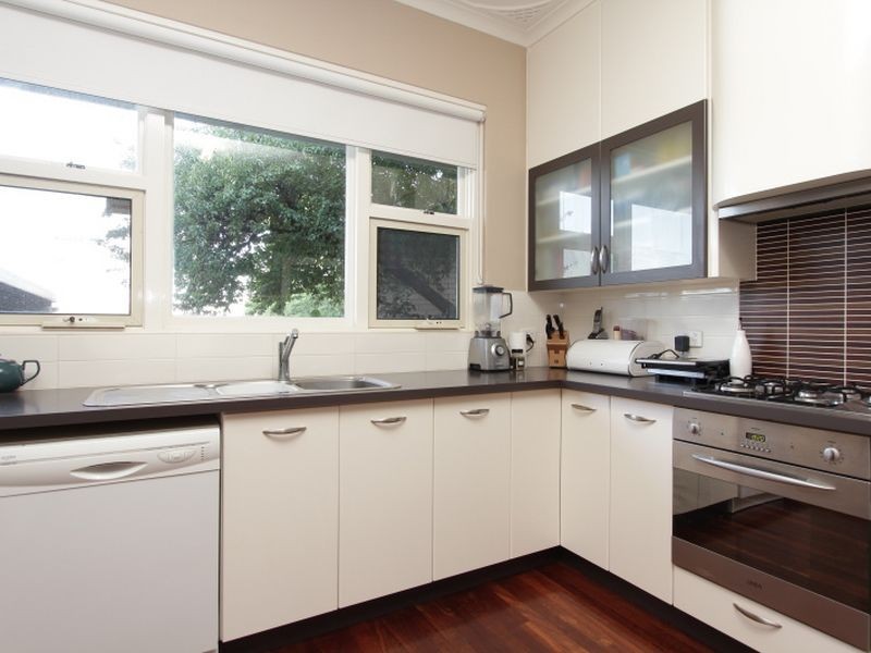 10 Whittlesford Street, East Victoria Park WA 6101