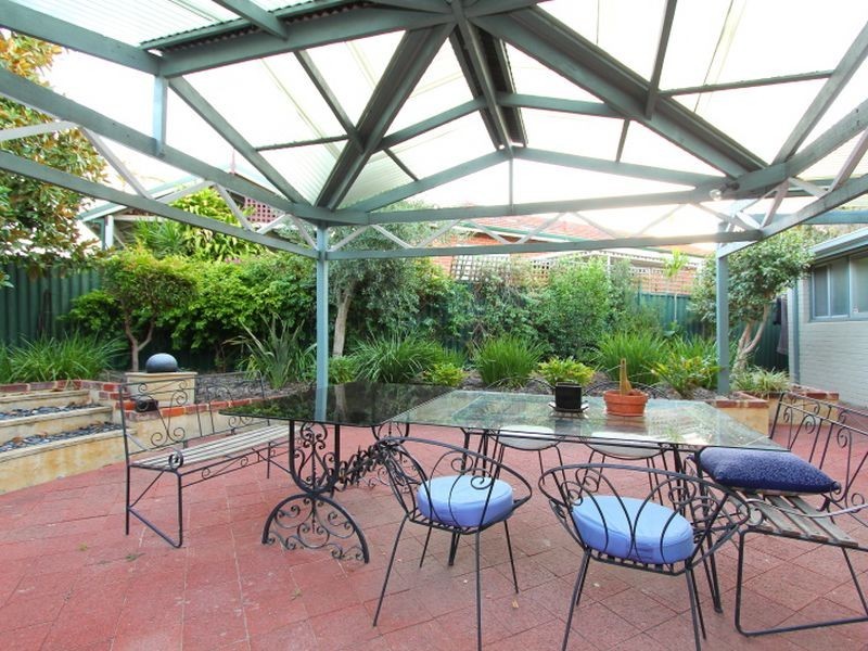 10 Whittlesford Street, East Victoria Park WA 6101