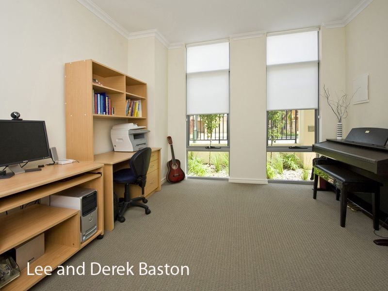 82 Sunbury Road, Victoria Park WA 6100