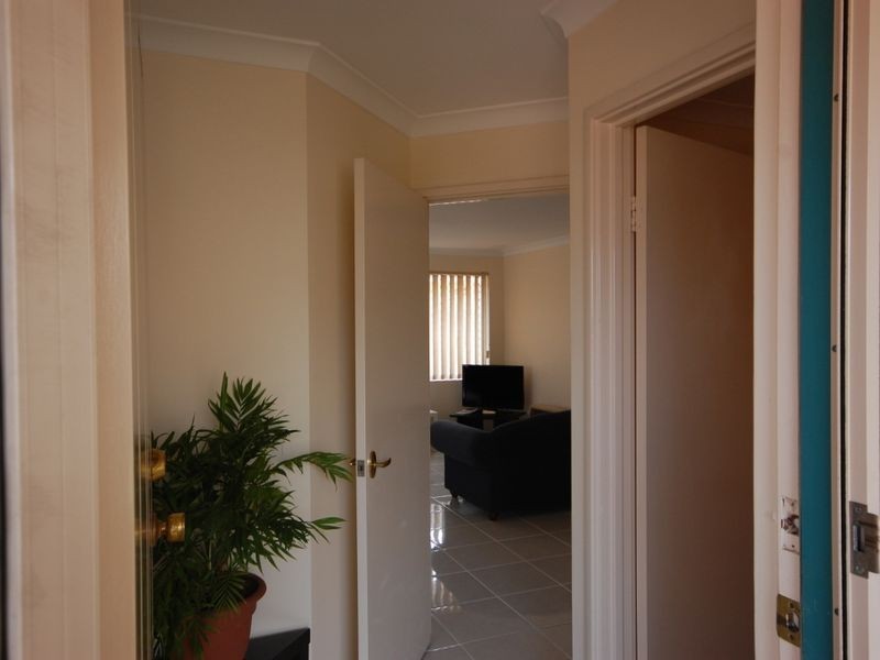 1/18 Stannard Street, St James WA 6102