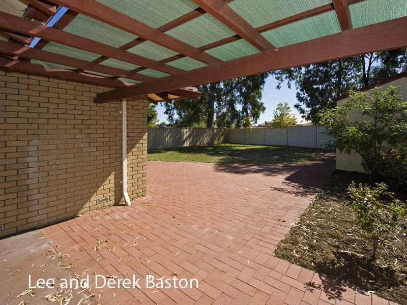 27A Bunderra Close, Karawara WA 6152