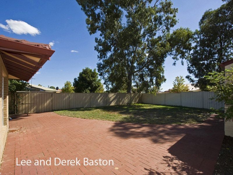 27A Bunderra Close, Karawara WA 6152
