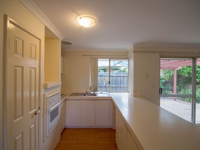 1/18 Axford Street, Como WA 6152