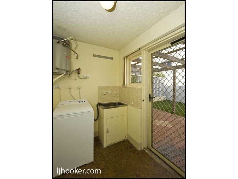 4 Somerset Street, East Victoria Park WA 6101