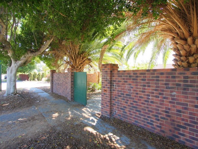 258A Rutland Avenue, Carlisle WA 6101