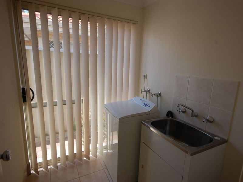 14B Wyndham Street, St James WA 6102