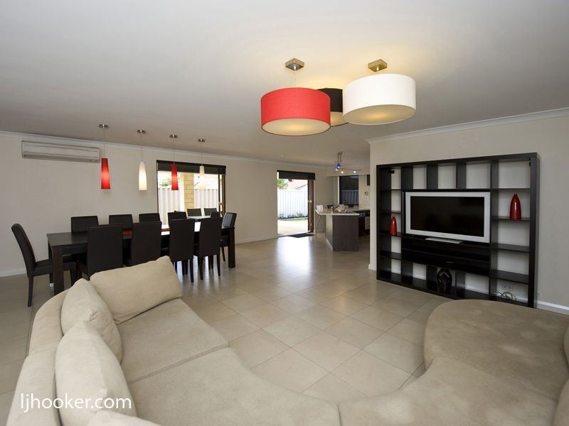 33A Palmerston Street, St James WA 6102