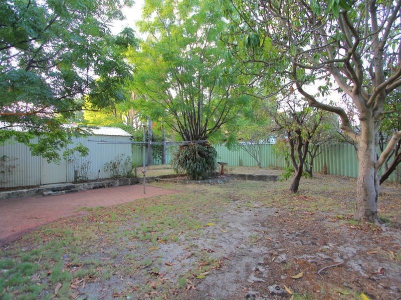 20 Bone Street, St James WA 6102