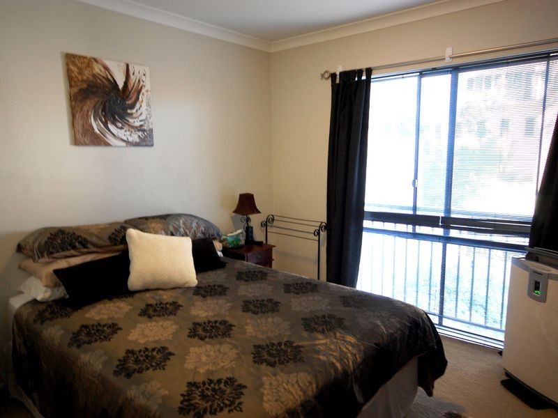 2/27 Hardy Street, South Perth WA 6151