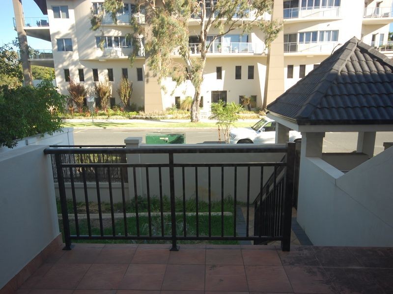 2/27 Hardy Street, South Perth WA 6151