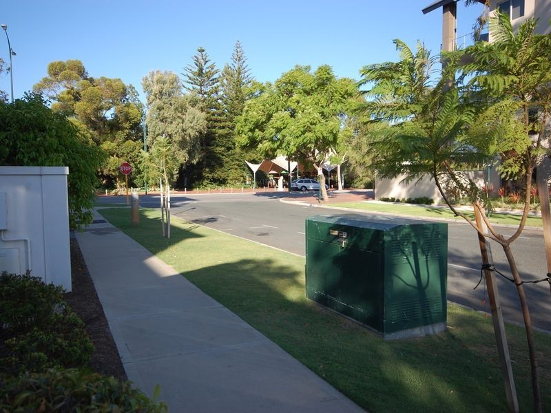 2/27 Hardy Street, South Perth WA 6151