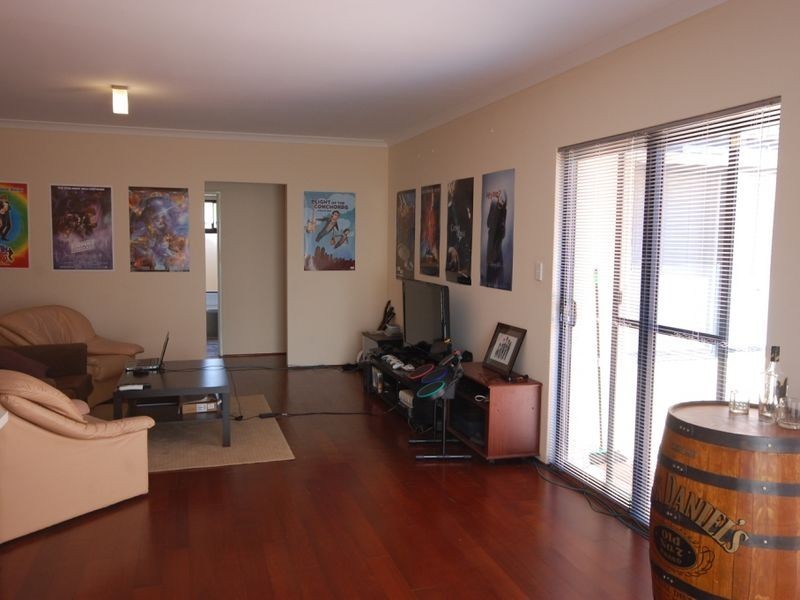 2/32 Alday Street, St James WA 6102