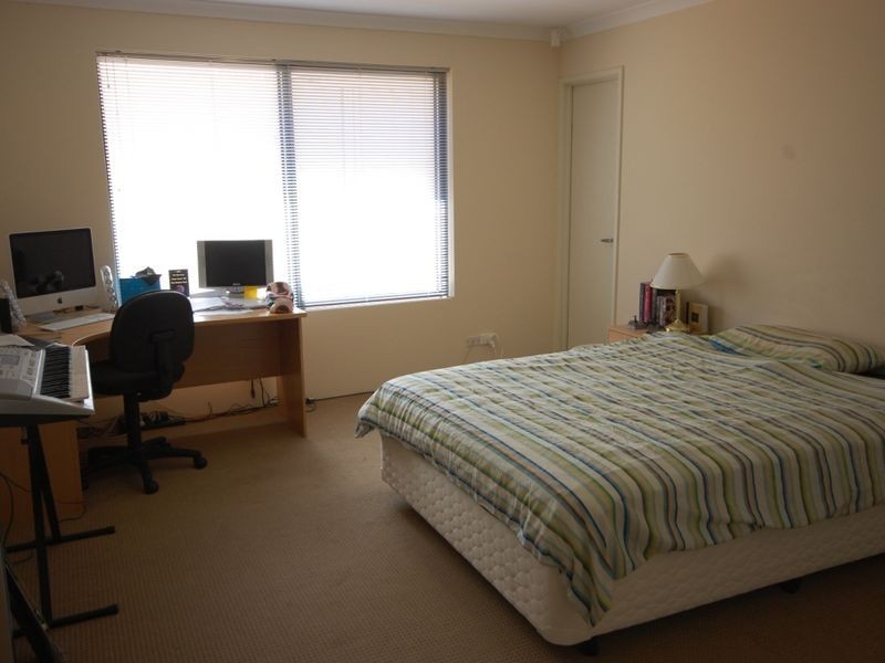 2/32 Alday Street, St James WA 6102