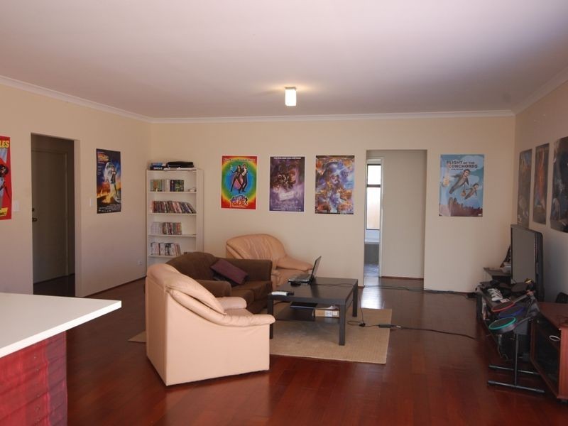 2/32 Alday Street, St James WA 6102