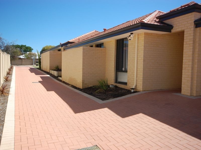 2/32 Alday Street, St James WA 6102