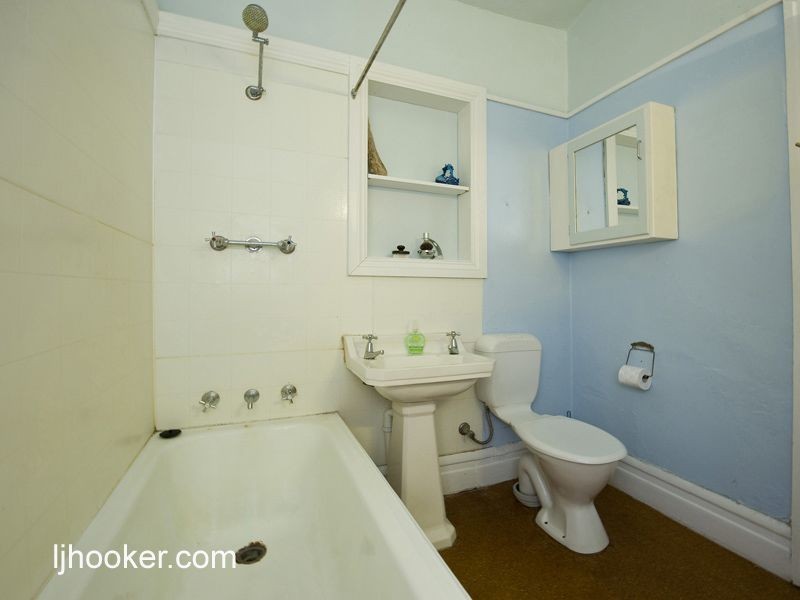 51 Rathay Street, Victoria Park WA 6100