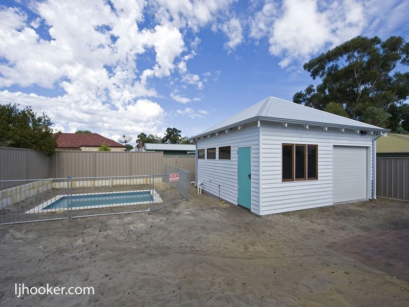 8 Esperance Street, East Victoria Park WA 6101