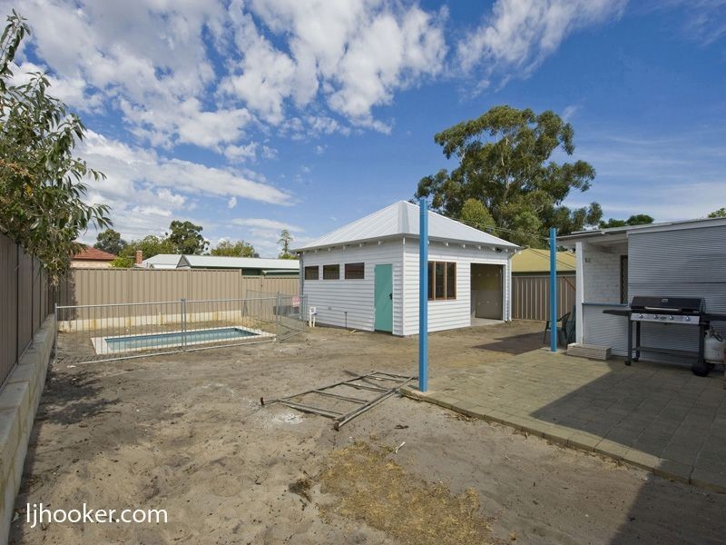 8 Esperance Street, East Victoria Park WA 6101