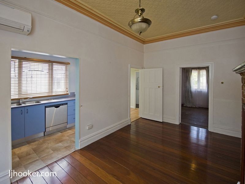 8 Esperance Street, East Victoria Park WA 6101