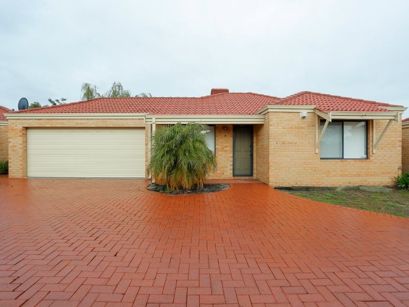 8/14 Stephen Street, Queens Park WA 6107