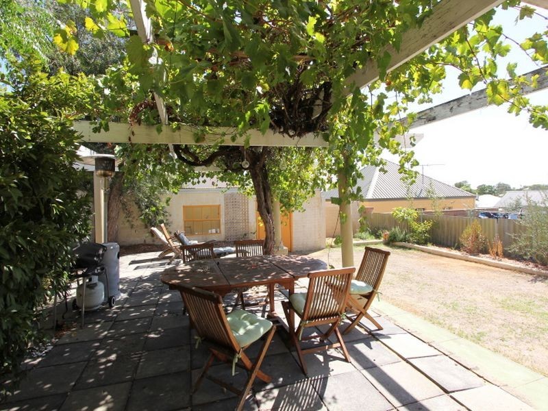 31 Balmoral Street, East Victoria Park WA 6101