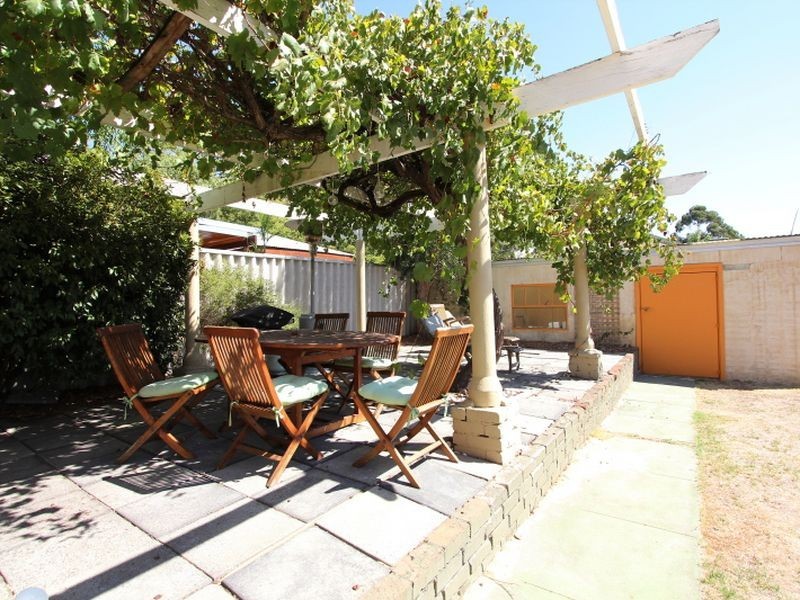 31 Balmoral Street, East Victoria Park WA 6101