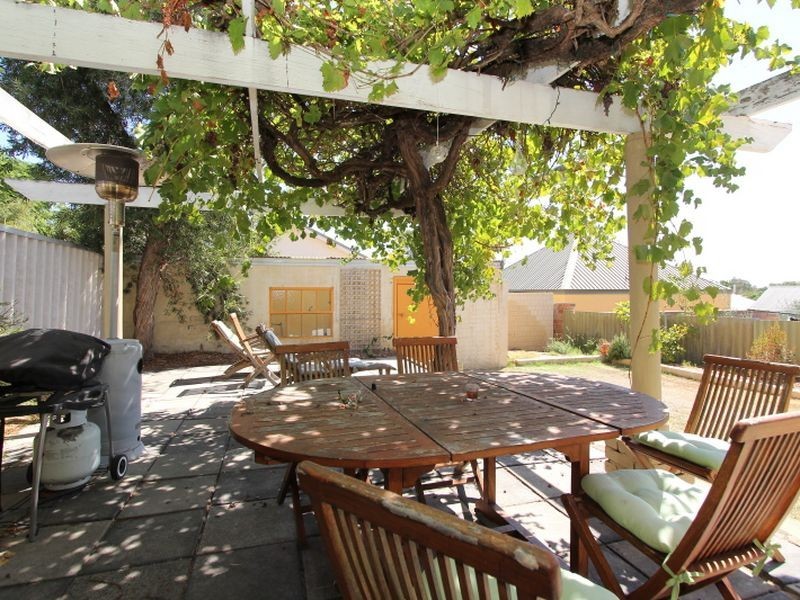 31 Balmoral Street, East Victoria Park WA 6101