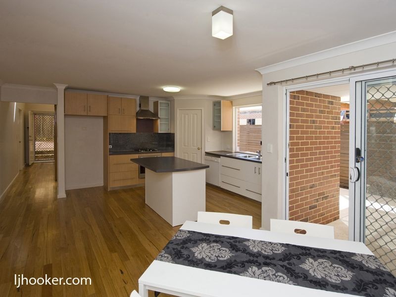 12B Gresham Street, Victoria Park WA 6100