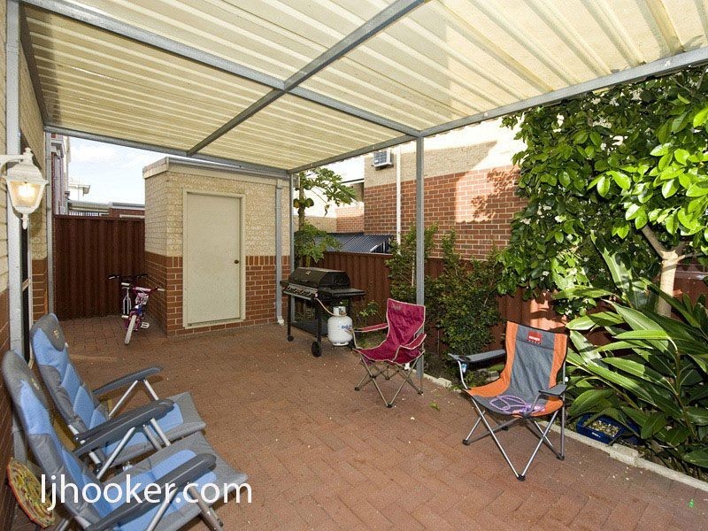 9D Lichfield Street, Victoria Park WA 6100