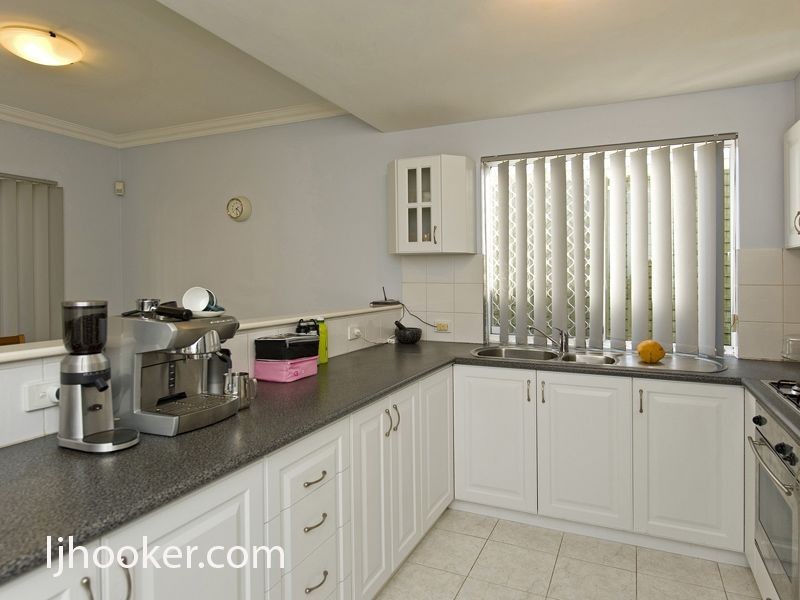 9D Lichfield Street, Victoria Park WA 6100