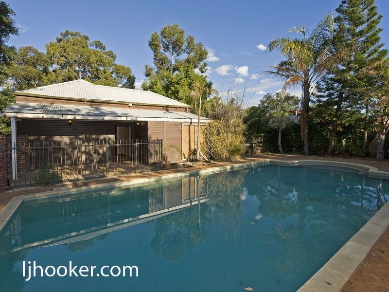 54 Colombo Street, Victoria Park WA 6100