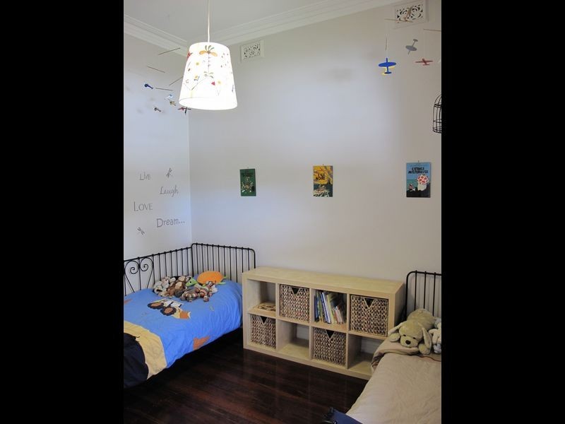 13 Esperance Street, East Victoria Park WA 6101