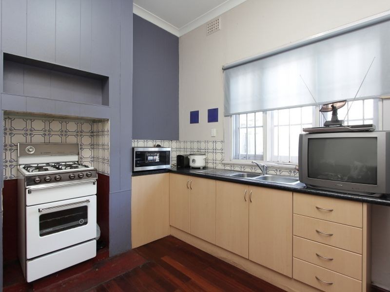 28 Acton Avenue, Rivervale WA 6103