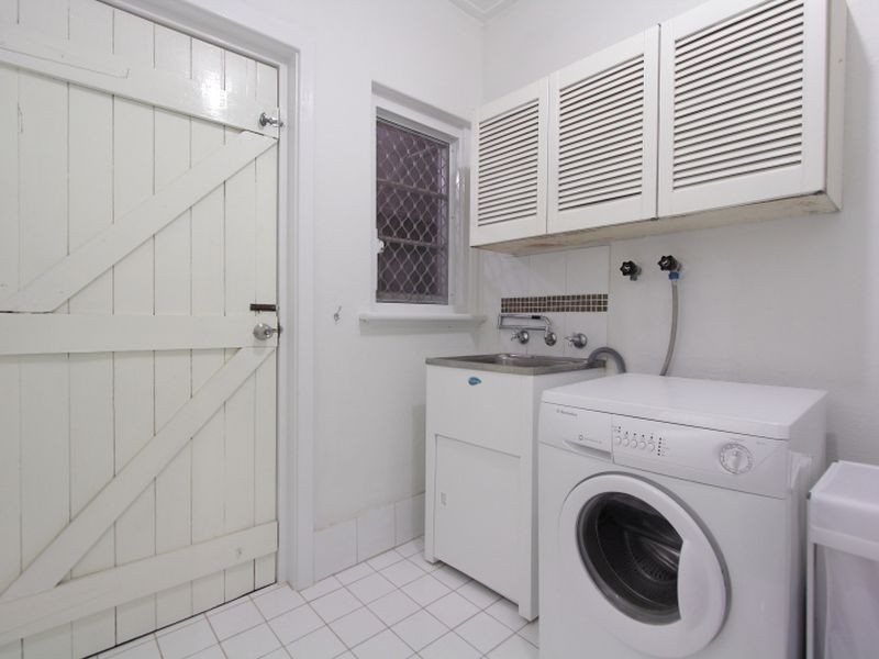 428 Berwick Street, St James WA 6102