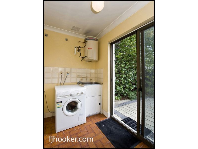 8/102 Wright Street, Kewdale WA 6105