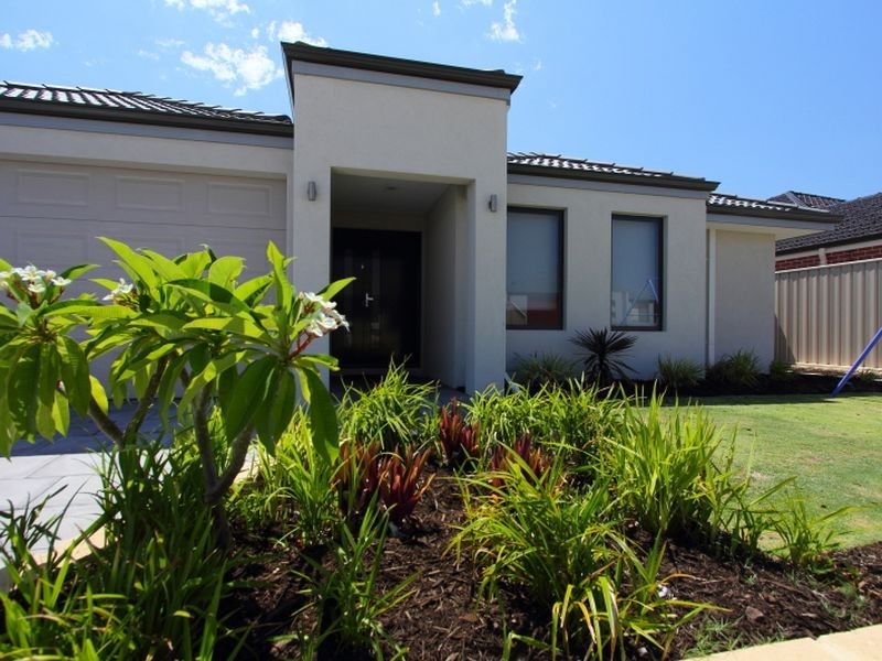 17 Norwich Way, High Wycombe WA 6057