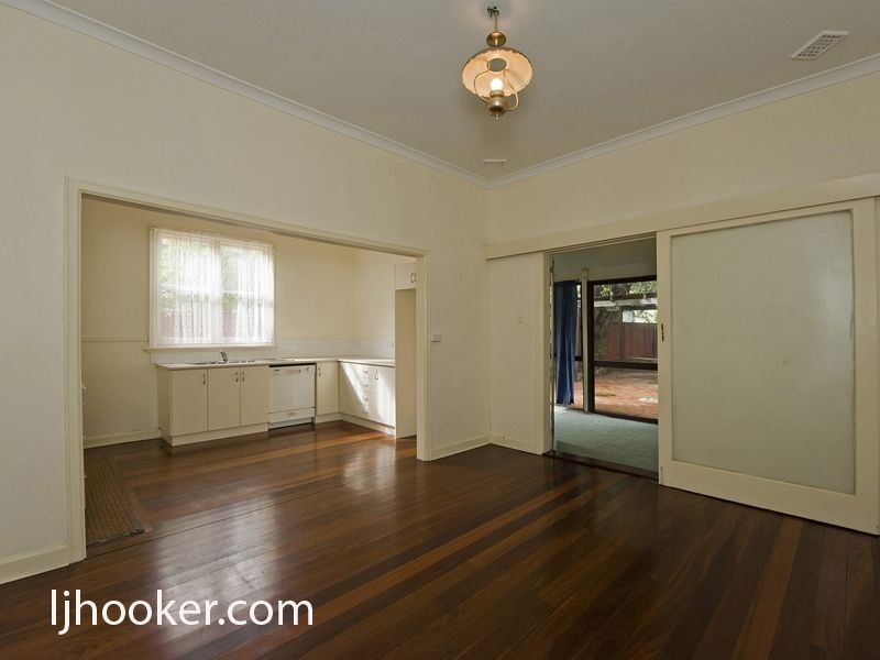 64 Oats Street, East Victoria Park WA 6101