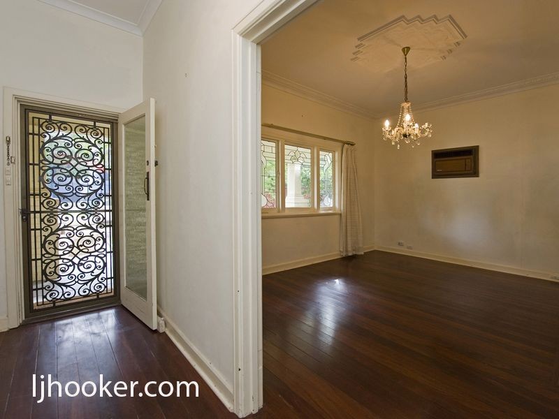 64 Oats Street, East Victoria Park WA 6101