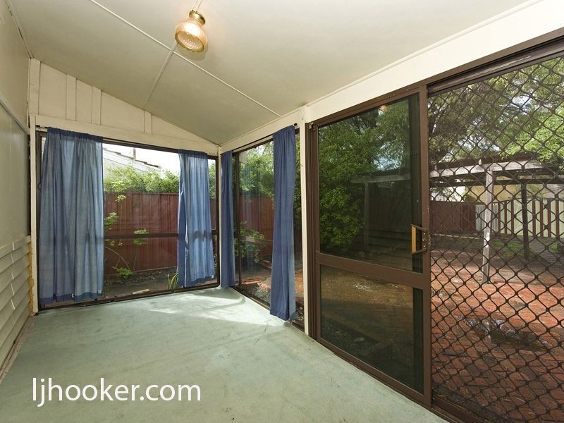 64 Oats Street, East Victoria Park WA 6101