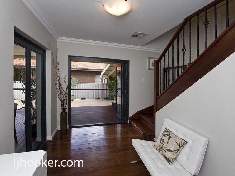 26 Tuam Street, Victoria Park WA 6100