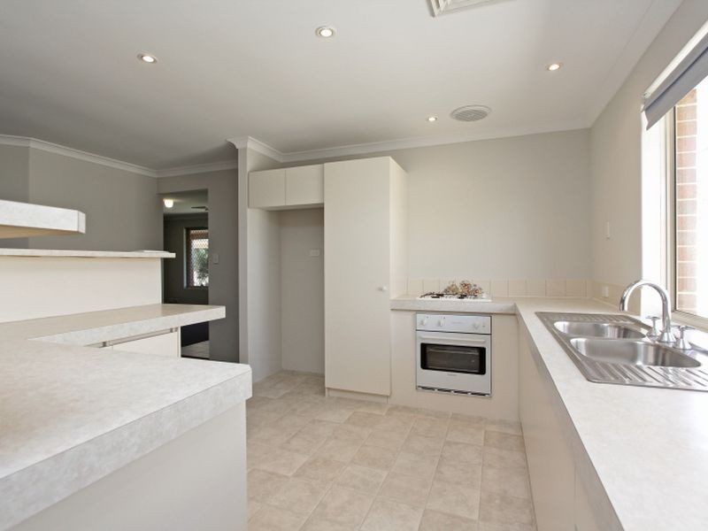 1/339 Daly Street, Belmont WA 6104